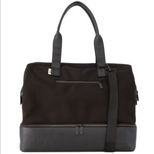 The Weekender - Beis